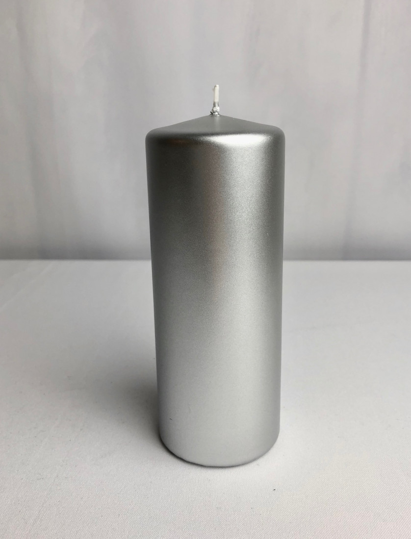 Srebrna świeca walec, metalizowana / 12x5,8 cm