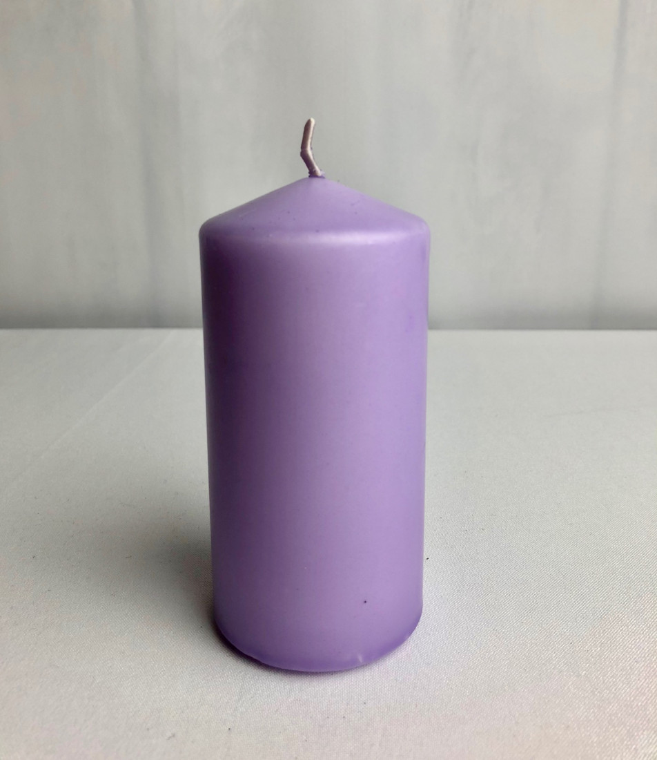 Fioletowa świeca walec, matowa / 13x6 cm