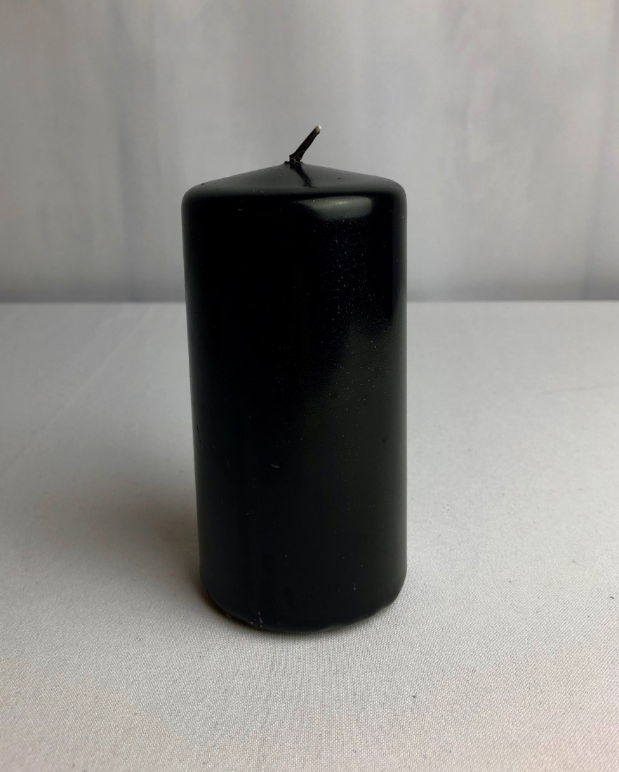 Czarna świeca walec, lakierowana / 12x5,8 cm