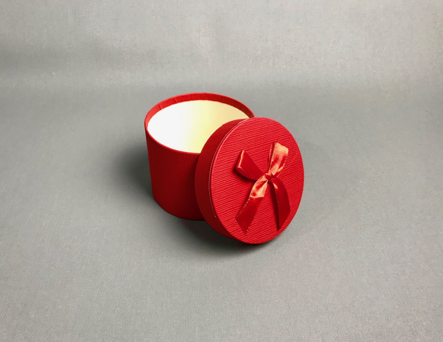 Pudełko ozdobne z kokardką, czerwone/ H1810054/S-C