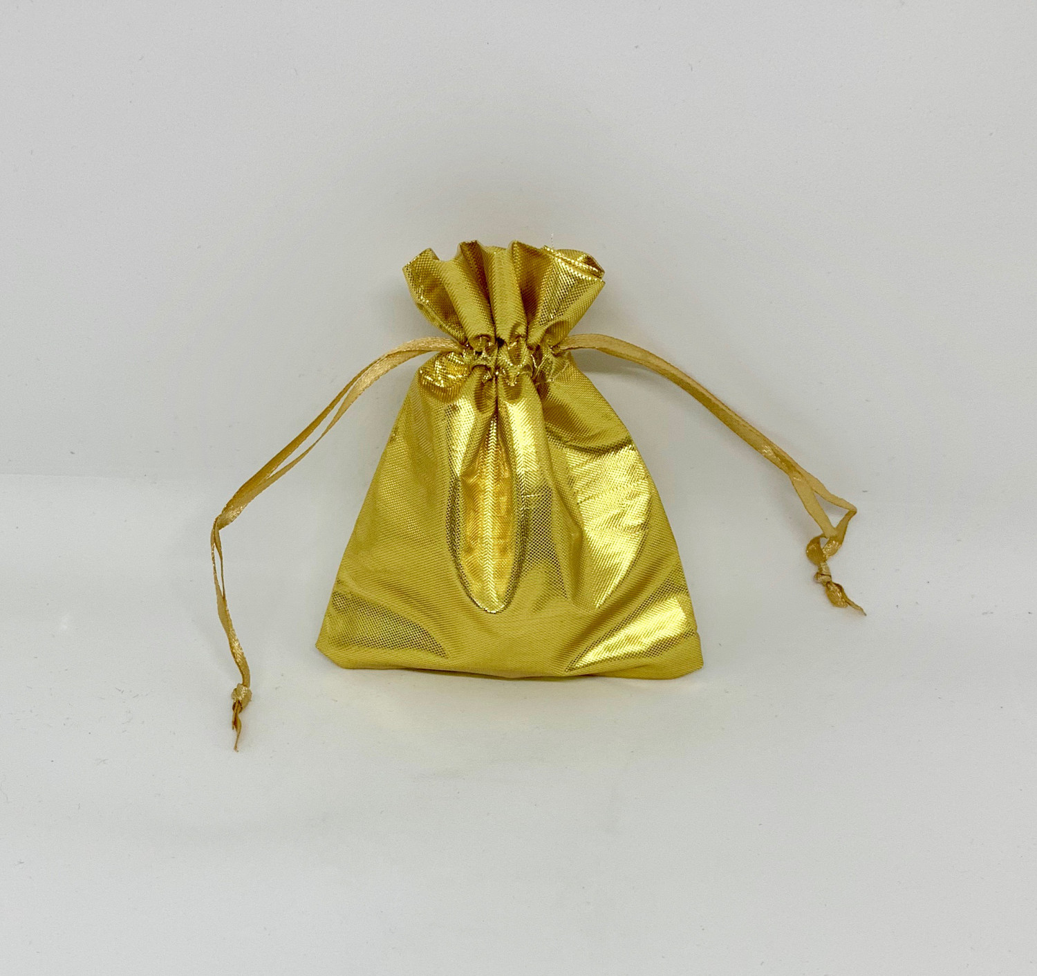 Złote woreczki metalizowane / 8,5x11 cm