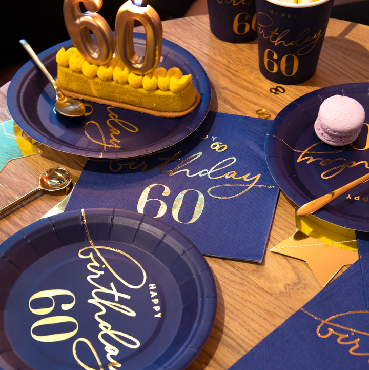 Kubeczki granatowe ze złotym napisem "Happy Birthday 60"