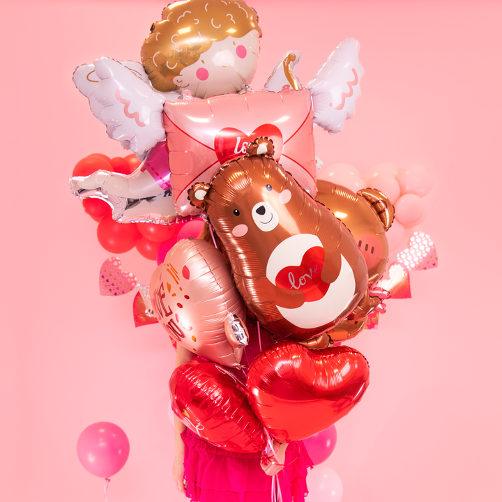 Balon Miś z sercem Love / 48x79 cm